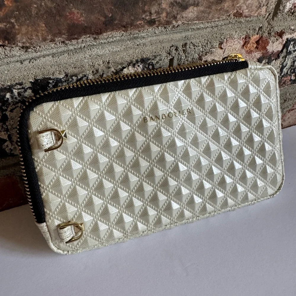 Bandolier textured quilted